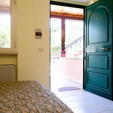Hotel Il Giardino Foce Varano