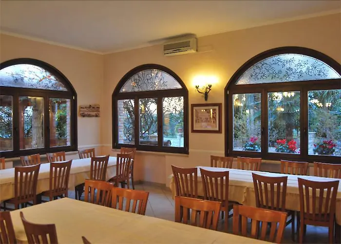 Il Giardino 3* פוצ'ה ואראנו