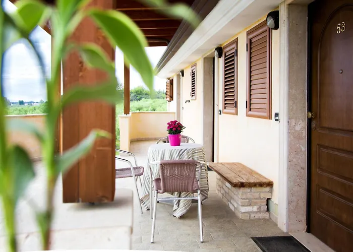 Il Giardino 3* פוצ'ה ואראנו