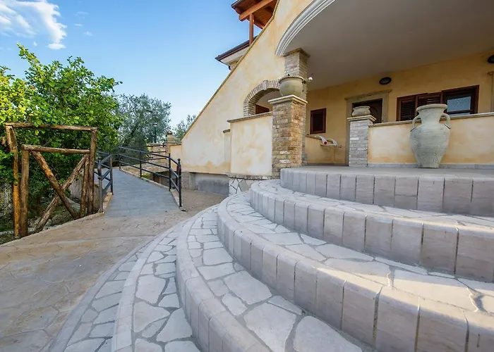 Il Giardino מלון פוצ'ה ואראנו