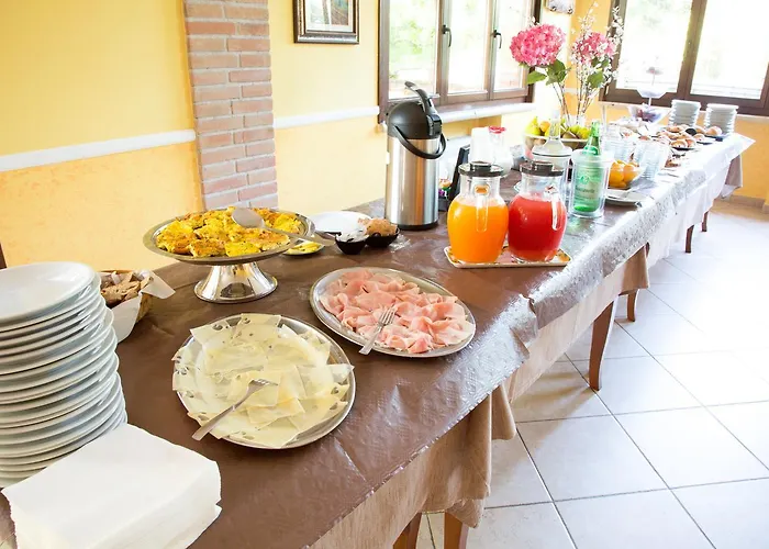 Il Giardino 3* פוצ'ה ואראנו